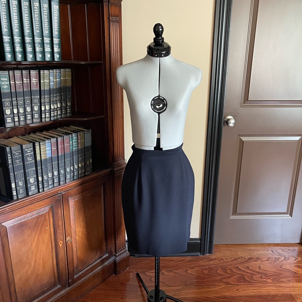 EUC Ann Taylor Blue Knee-Length Pencil Skirt